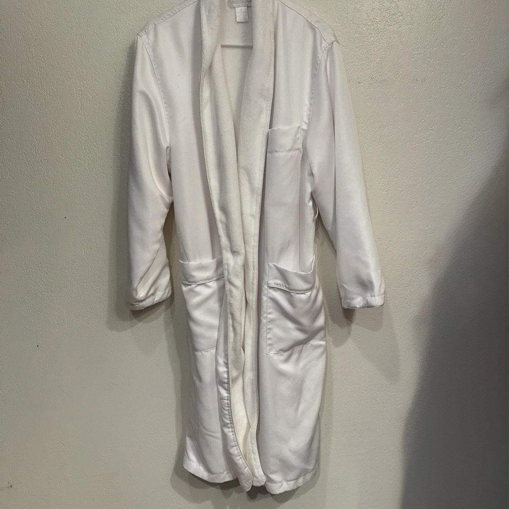 Arlotta Studio White Luxurious Soft Women's Robe